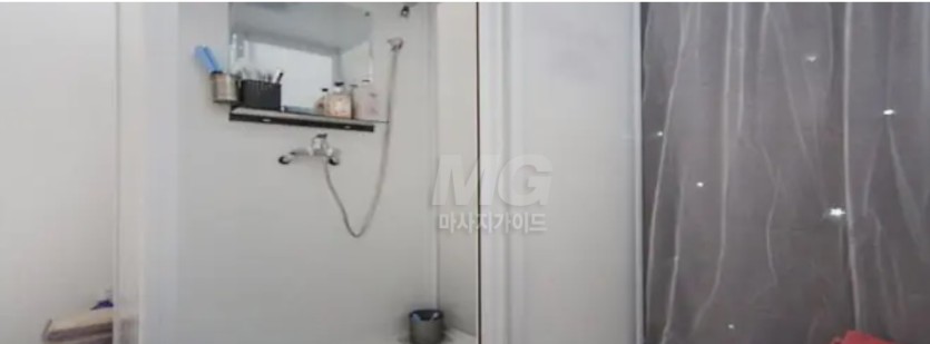 고양스웨디시 아테나테라피의 아늑하고 청결한 프라이빗 마사지룸 내부 전경